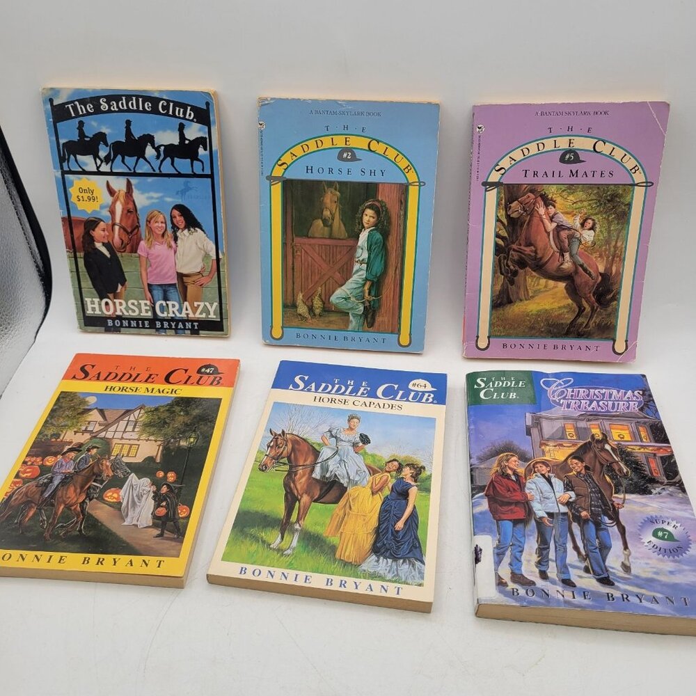 The Saddle Club by Bonnie Bryant LOT of 6 Vintage Chapter Books - CB007